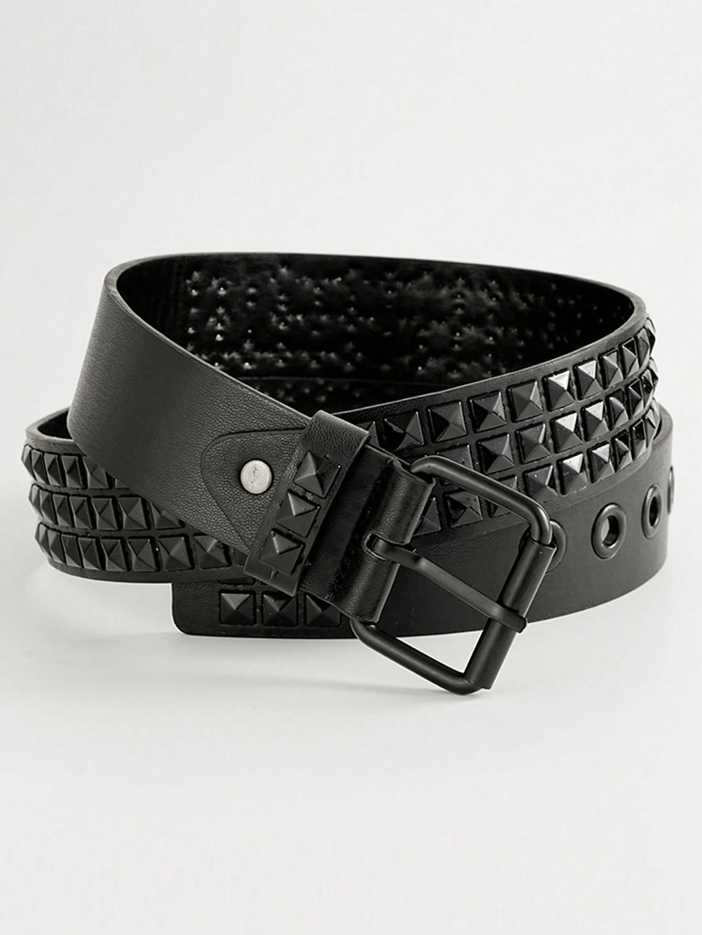 Pyramid Studded Belt Black
