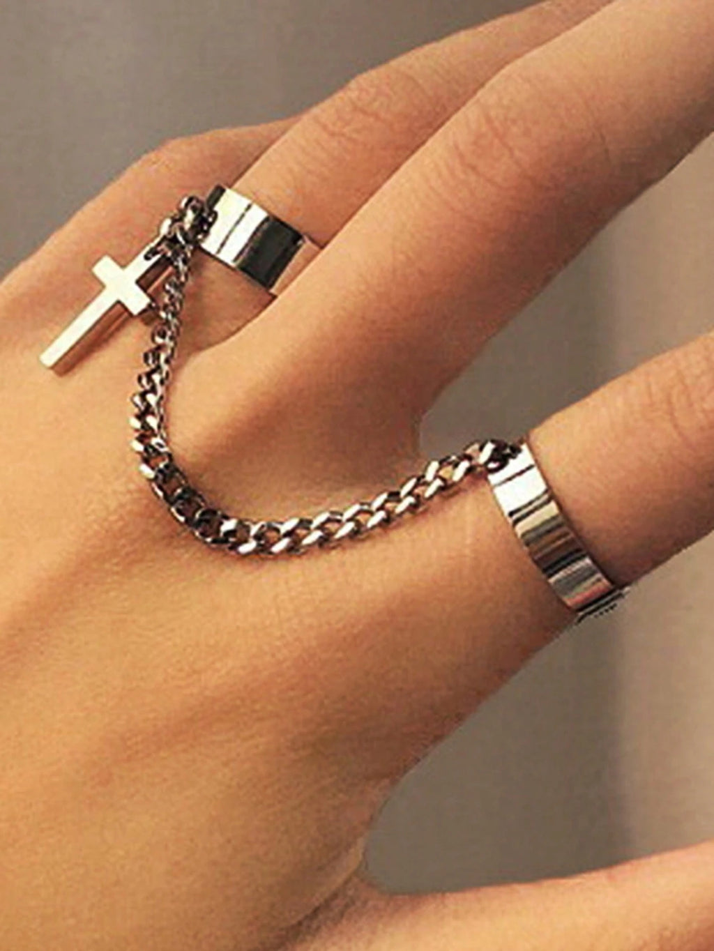 Cross Chain Ring