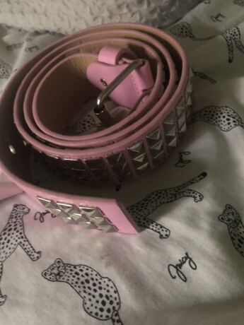 Pyramid Studded Belt White Pink