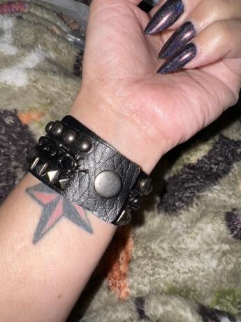 2pcs Punk Cuff Bracelet Retro Rock Wristband
