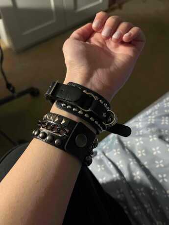 2pcs Punk Cuff Bracelet Retro Rock Wristband