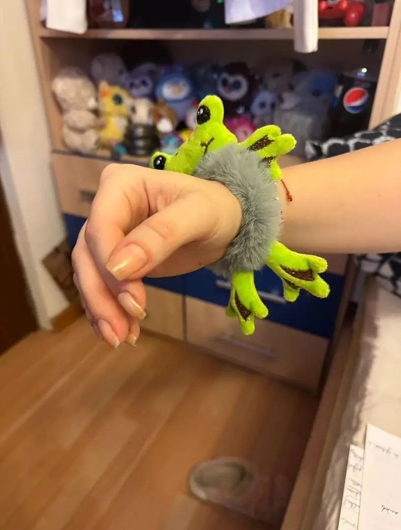 Viral Animal Hair Tie