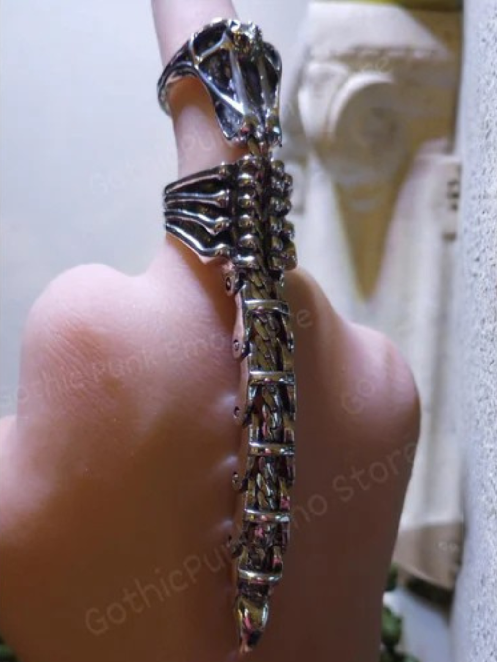 Adjustable Aluminum Scorpion Ring