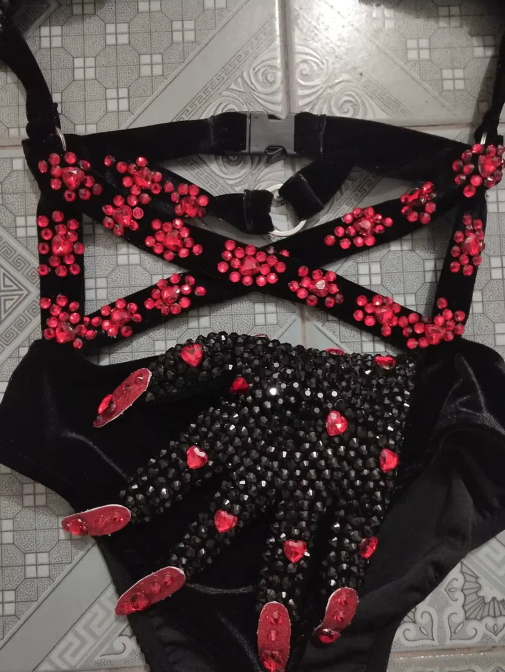 Black Red Bikini Drag Queen Beyonce Dance