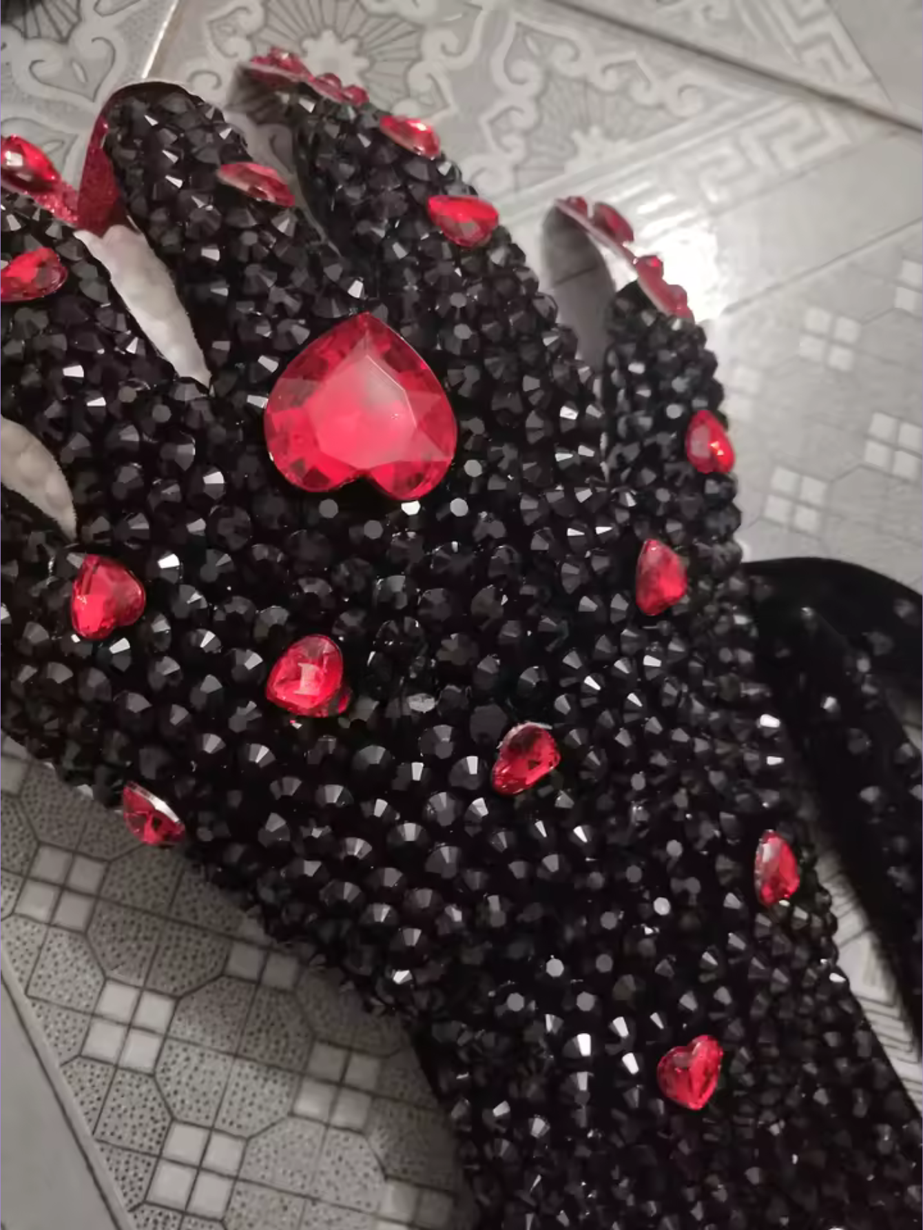 Black Red Bikini Drag Queen Beyonce Dance