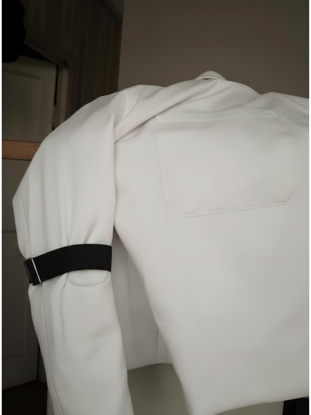 Black Shirt Sleeve Garters