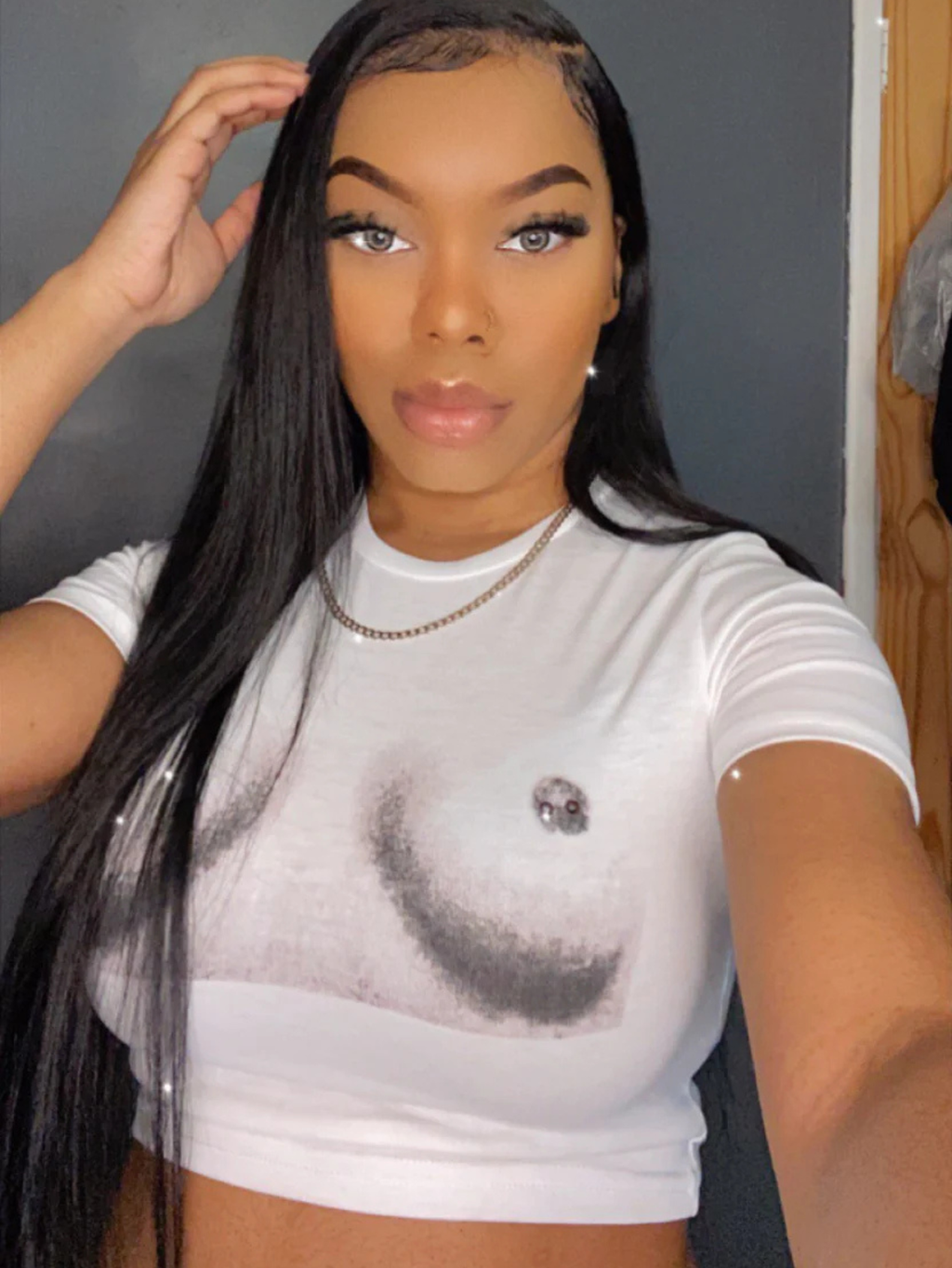 Pierced Chain Cropped Tee