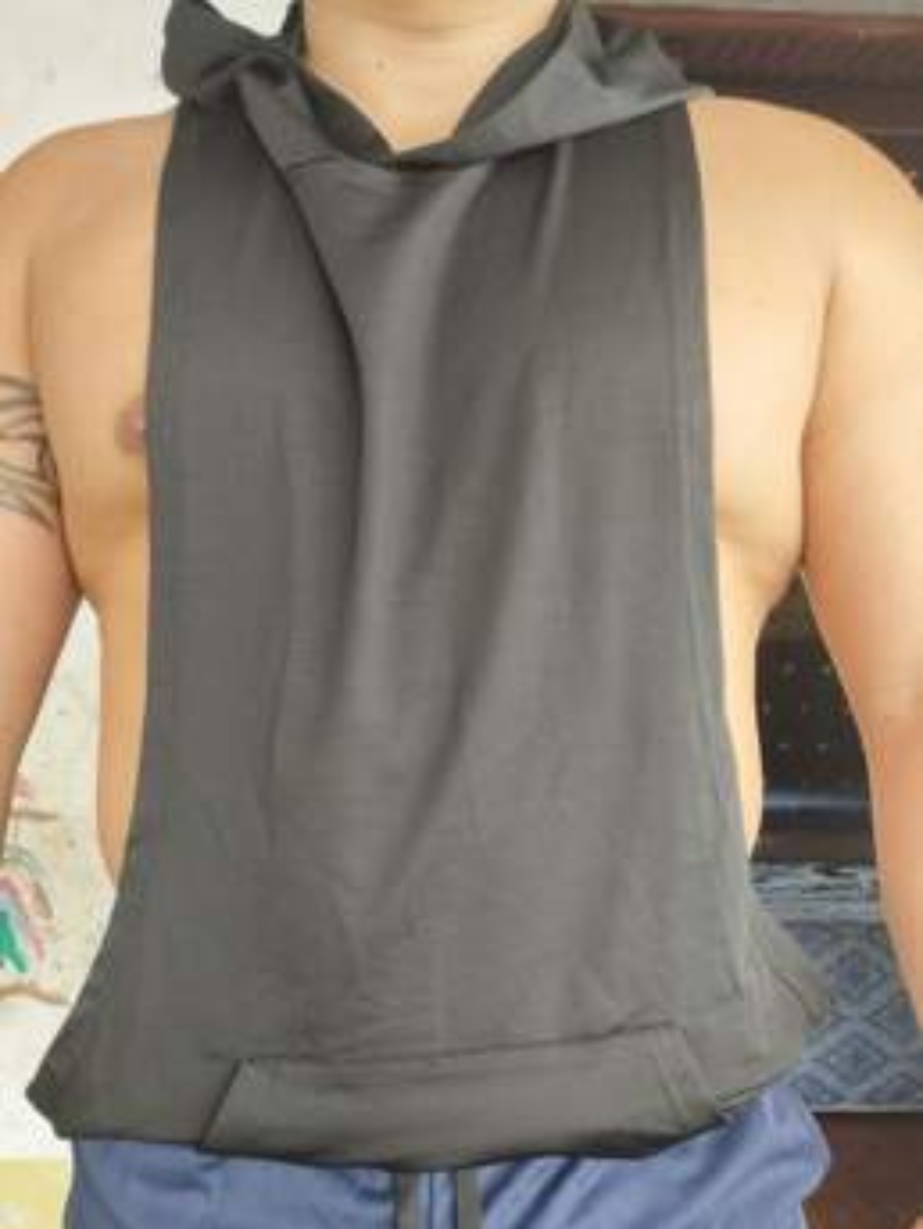 Black Sleeveless Hoodie