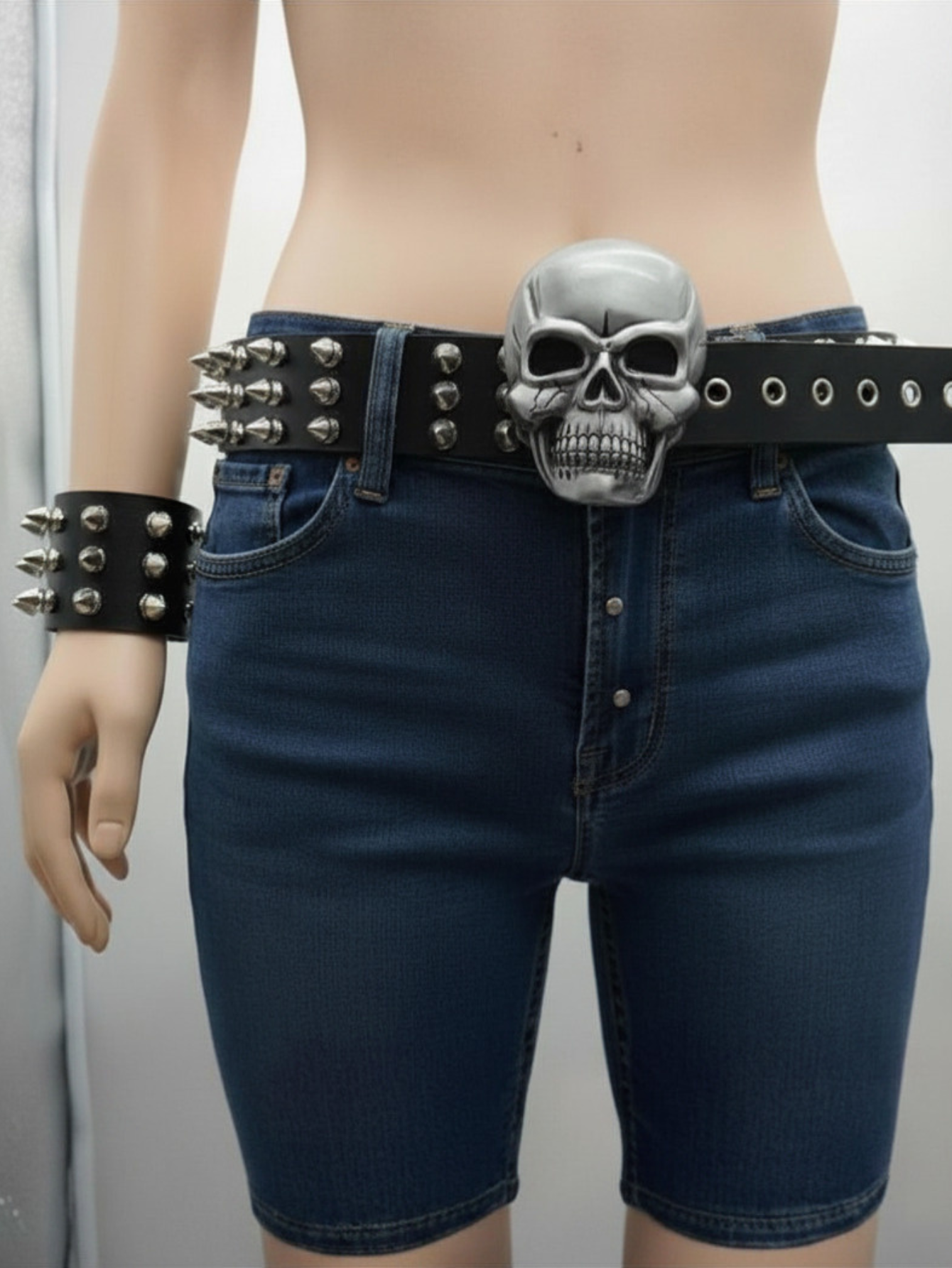 Skull Tree Spiked Belt