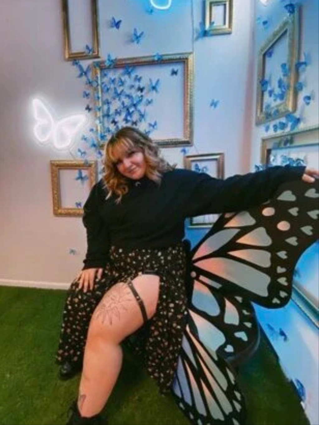 Plus Size Leg Garters