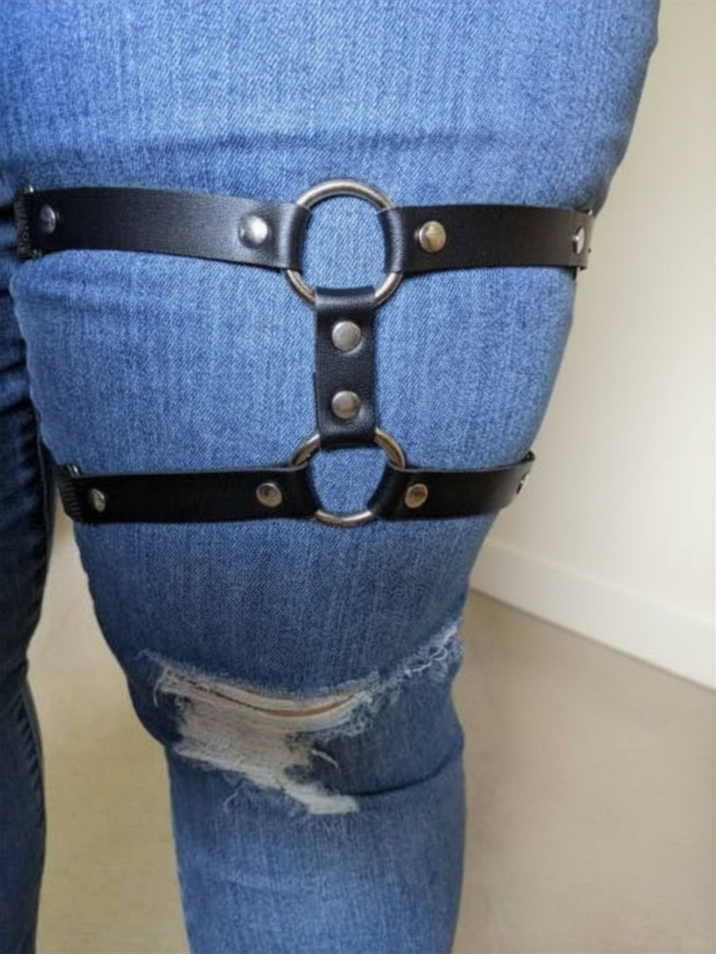 Plus Size Thigh Garters