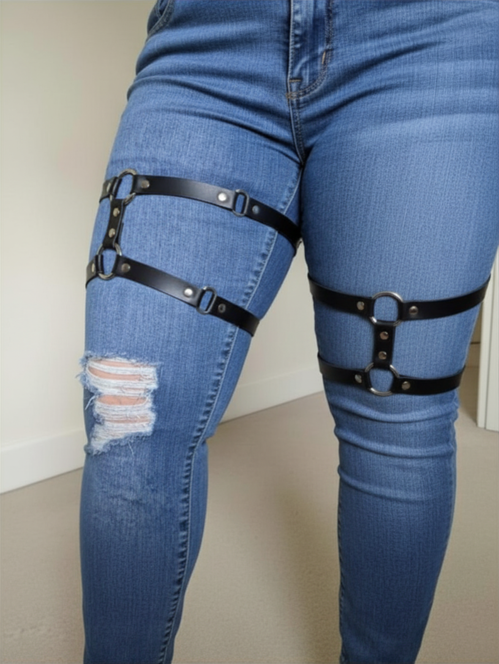 Plus Size Thigh Garters