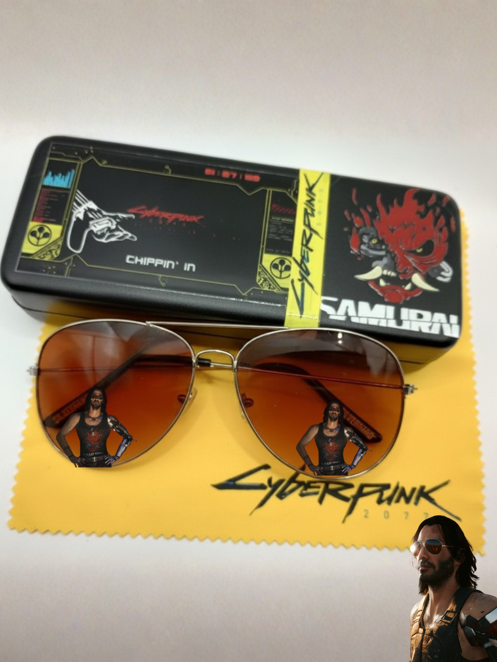 Johnny Silverhand Sunglasses with Case: Cyberpunk 2077