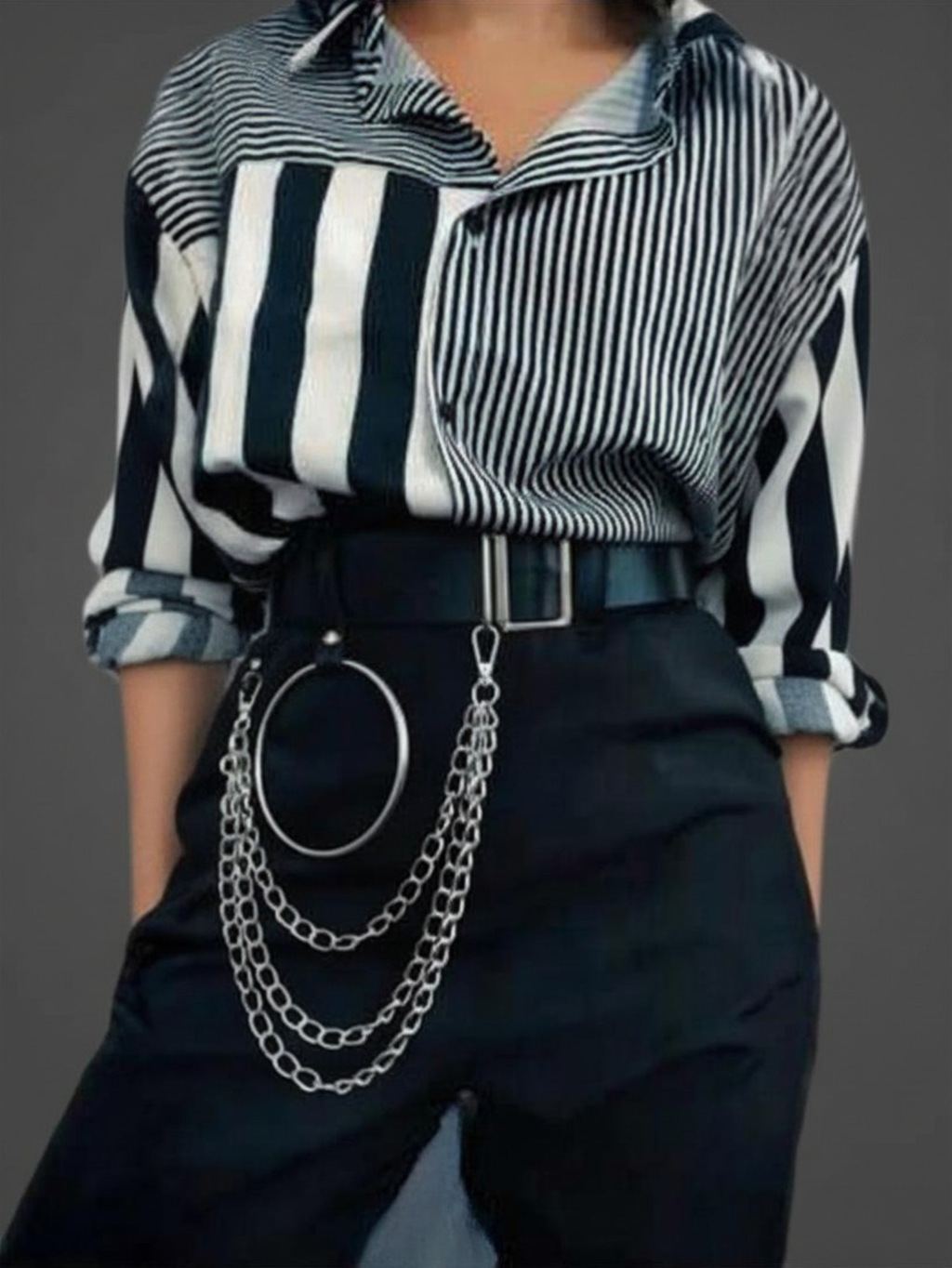 Black O-Ring Chain Belt