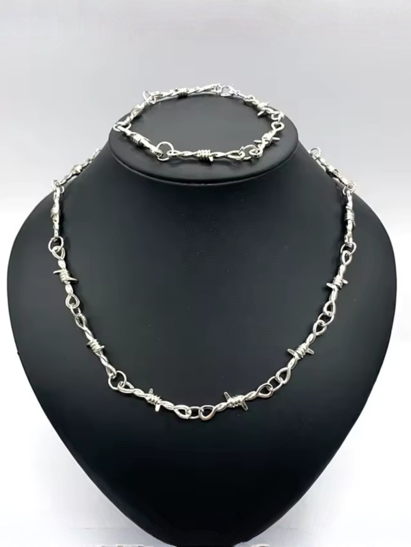 Barbed Wire Chain Necklace Set