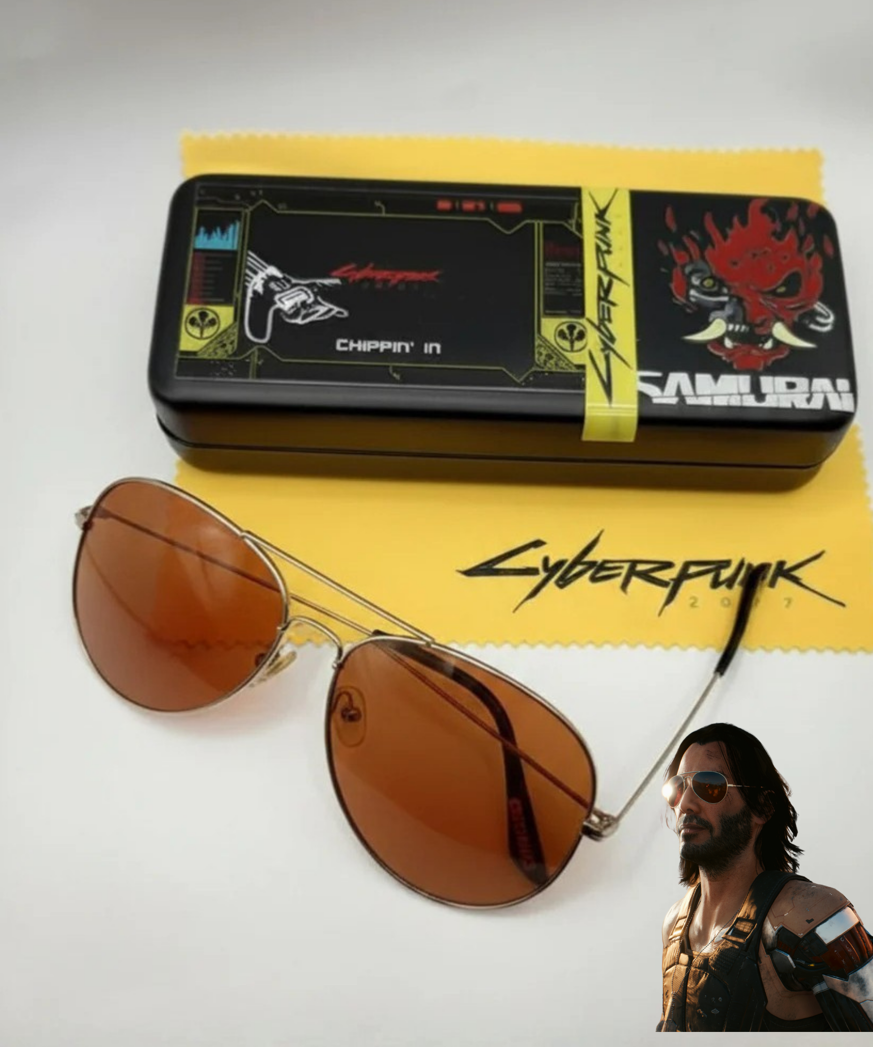 Johnny Silverhand Sunglasses with Case: Cyberpunk 2077