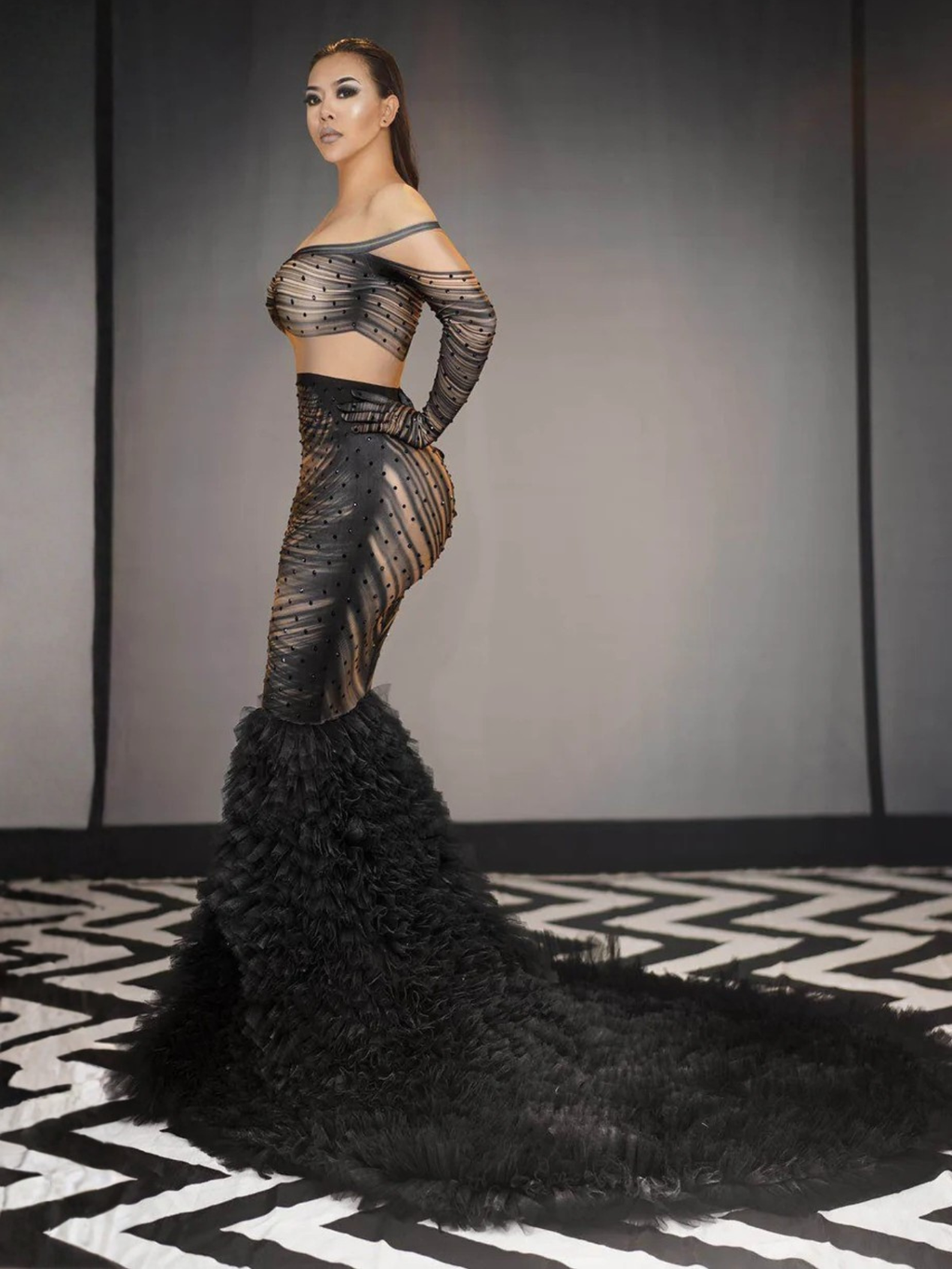 Black TikTok Glove Dress