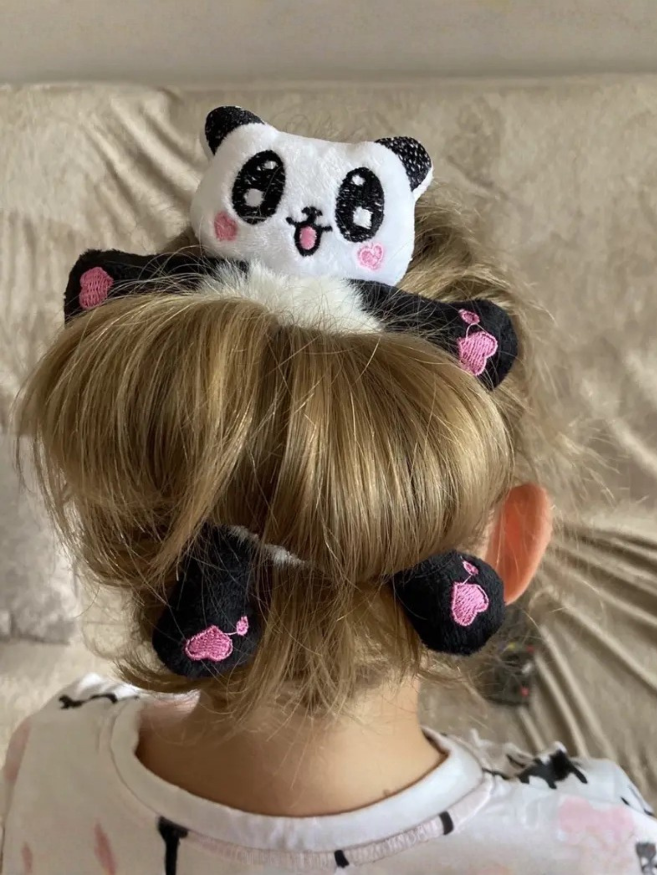 Viral Animal Hair Tie