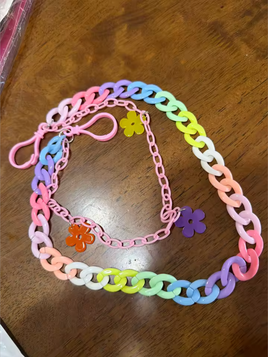 Daisy Pants Chain