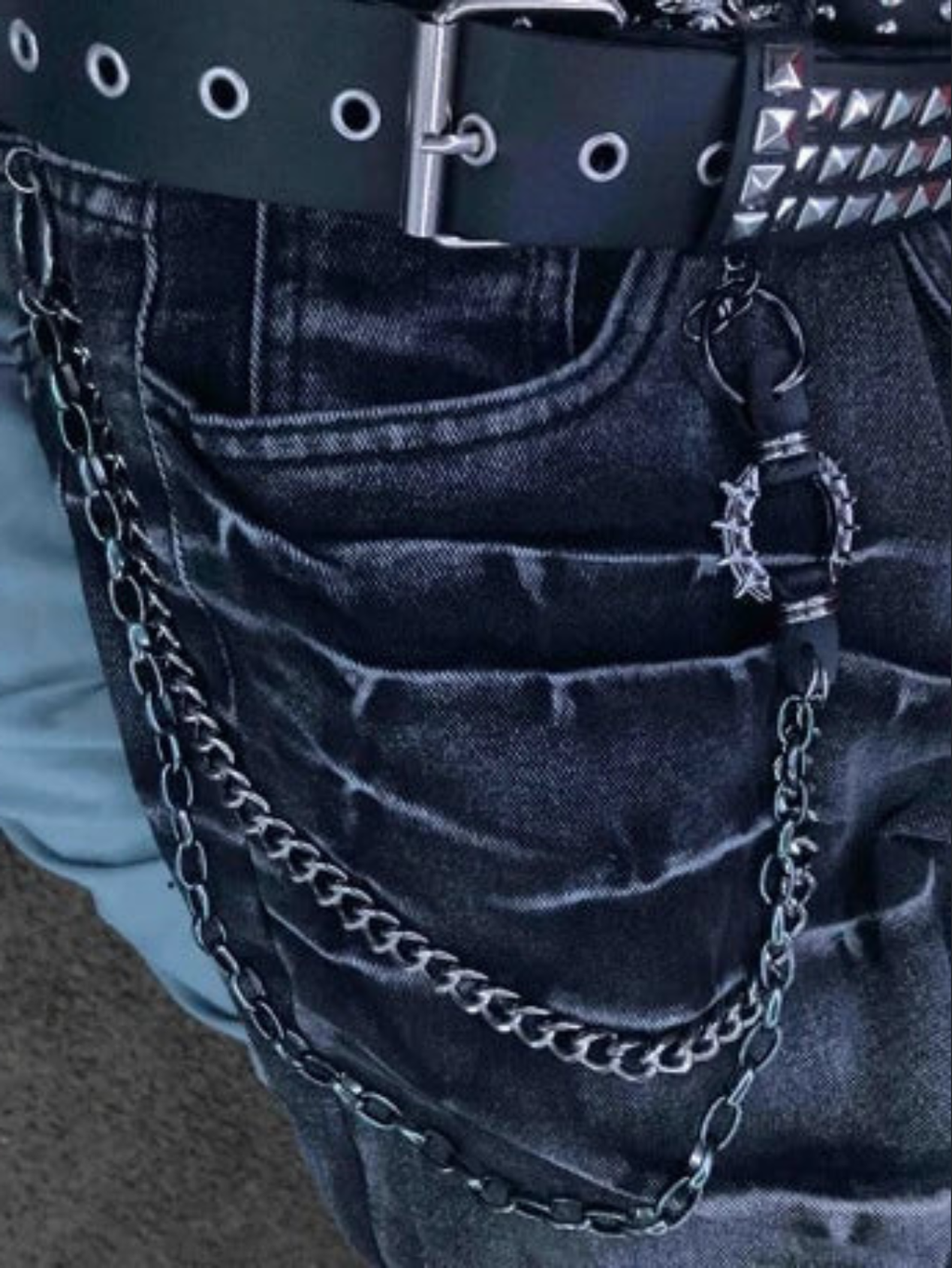 Spiked O Ring Pants Chain