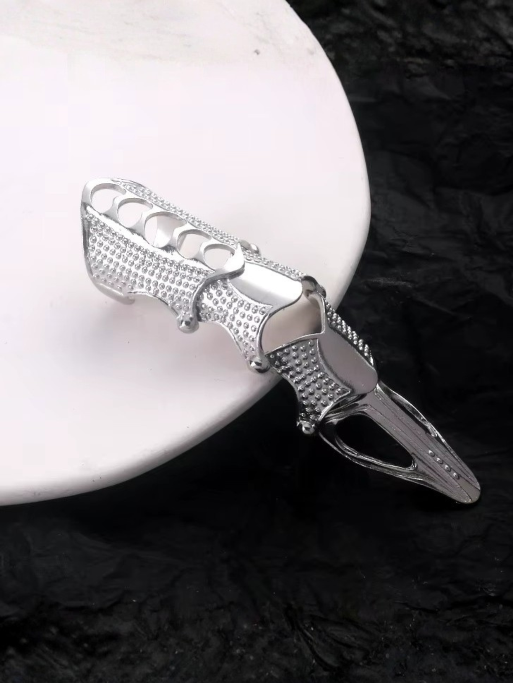 Gauntlet Gothic Ring Armor